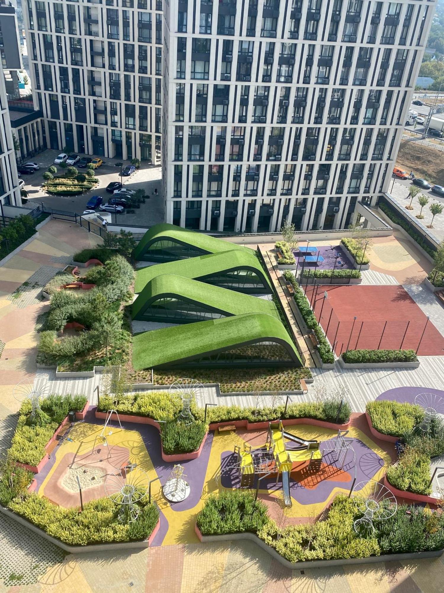 Slavutich Apartments Near Metro Station Kiev Extérieur photo